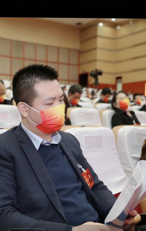 許小軍:員工下班在外用餐后回家途中被撞，能否認定為工傷？